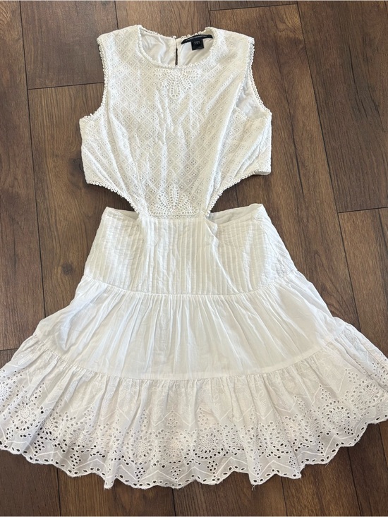 French Connection Dresses & Skirts - The French Connection Esse Cotton Eyelet Cutout Dress, White, US size 4